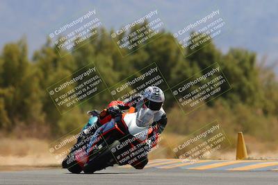 media/Apr-09-2023-SoCal Trackdays (Sun) [[333f347954]]/Turn 7 (1135am)/